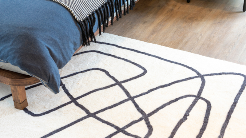 cropped image rug